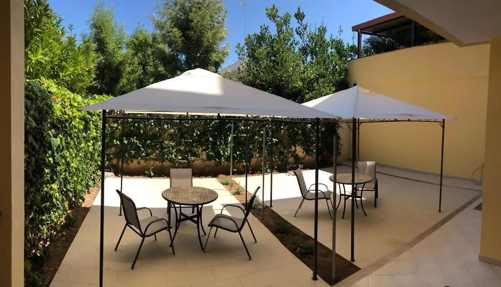 B&B Salento Garden Lecce 0*,  Italy
