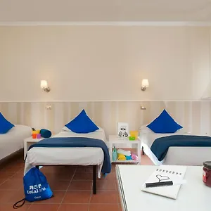 https://ostello-des-artistes.it-romehotels.com